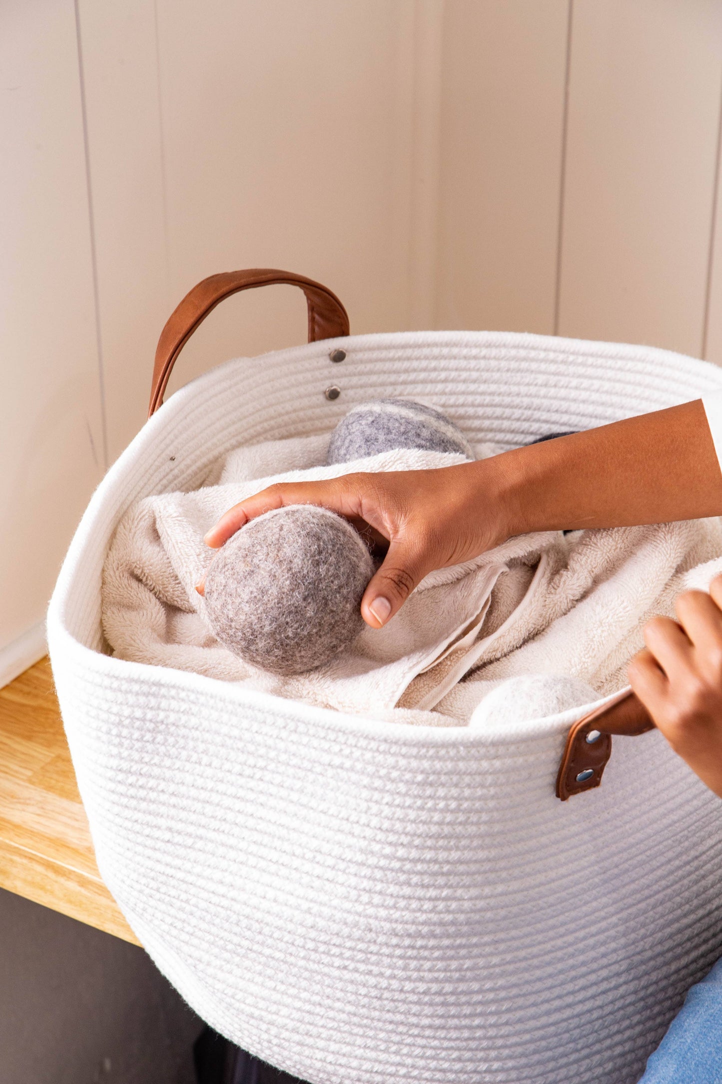 Friendsheep - Dryer Stones Eco Wool Dryer Balls