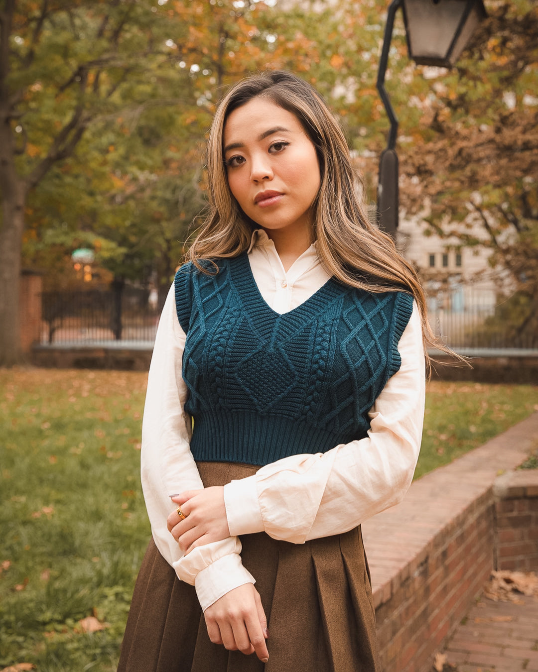 Nora Merino Wool Cropped Sweater Vest - Teal – Maison Mikumo