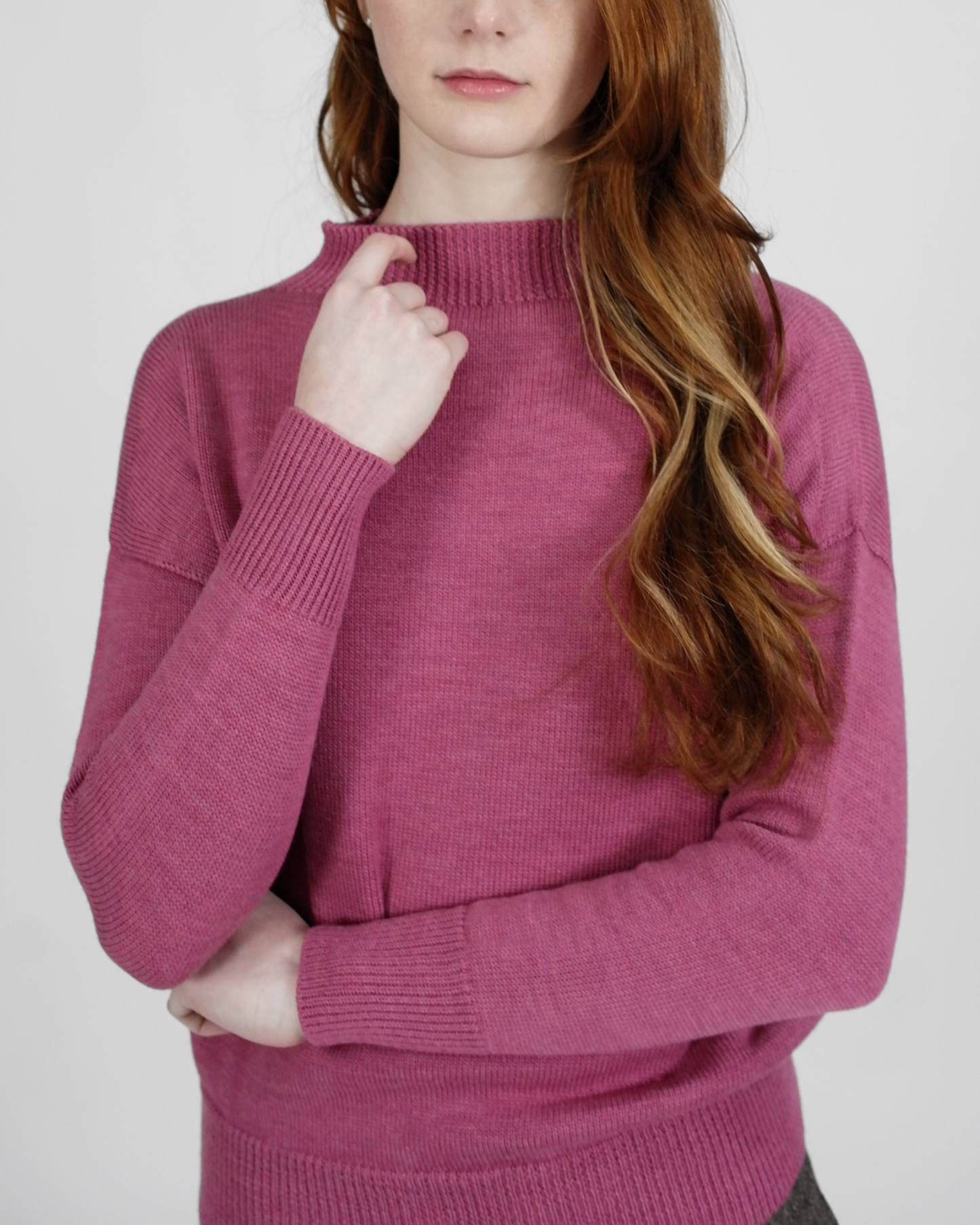 Vera Merino mock neck sweater - Raspberry