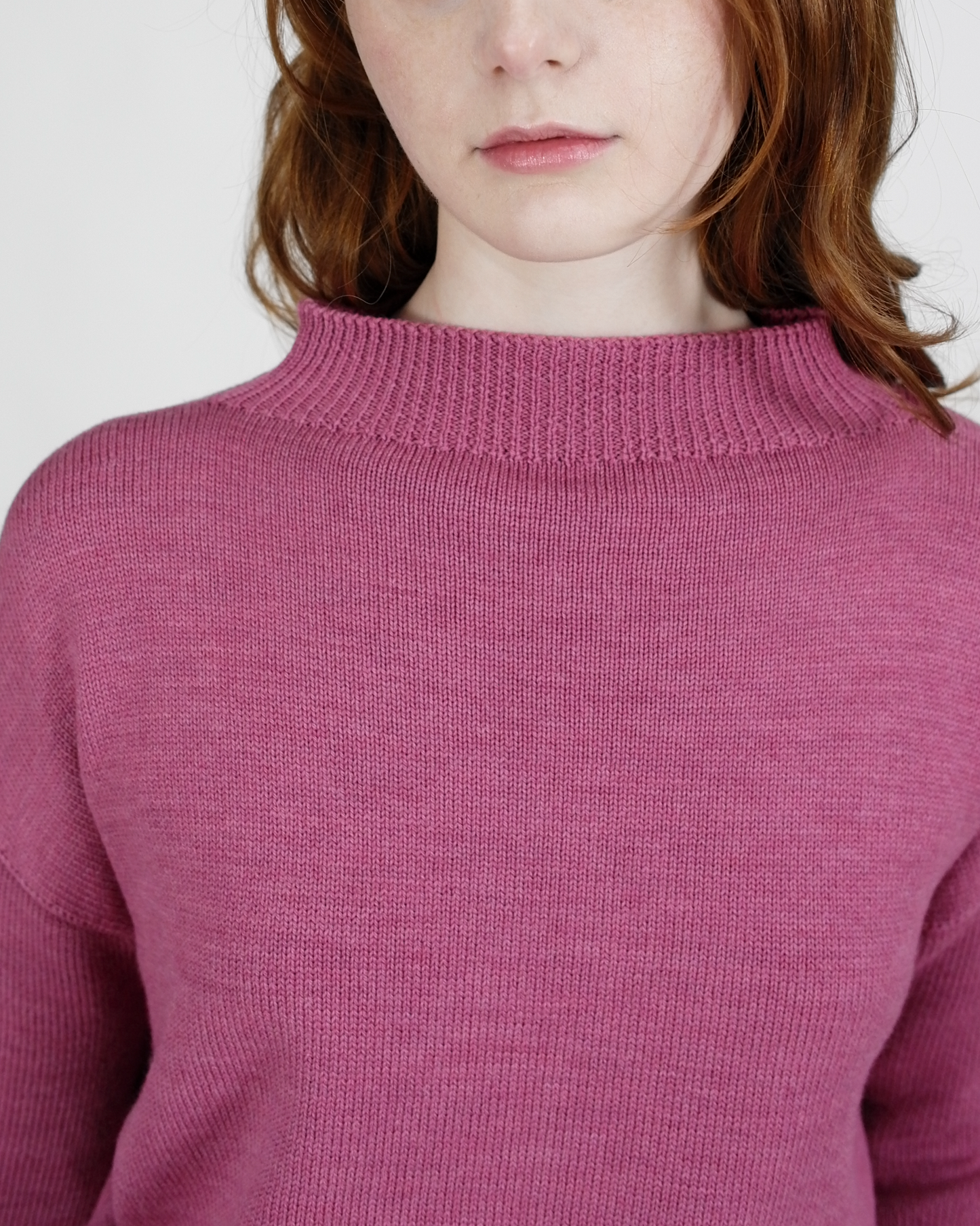 Vera Merino mock neck sweater - Raspberry