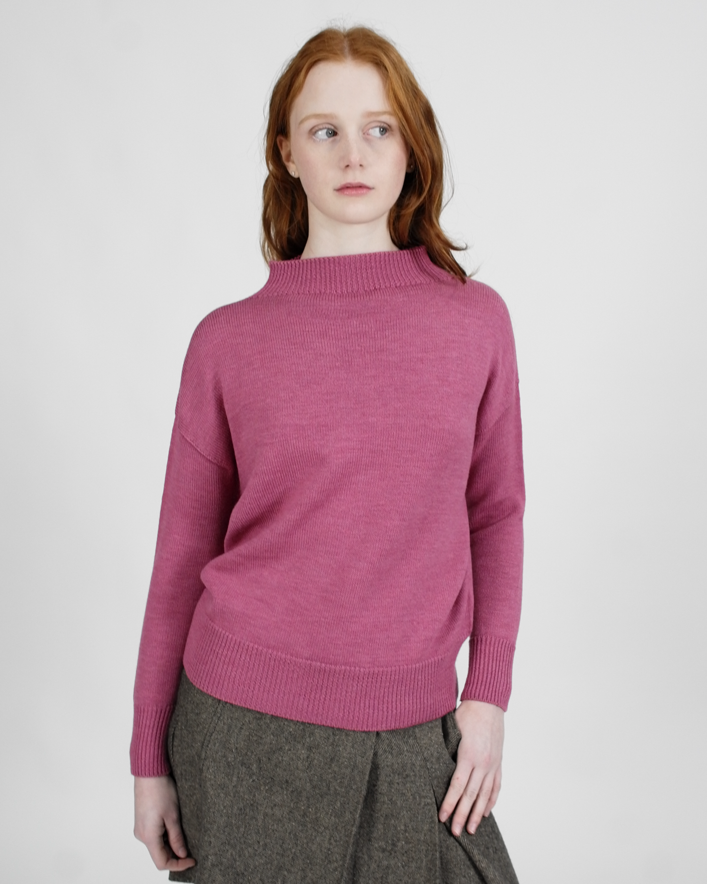 Vera Merino mock neck sweater - Raspberry